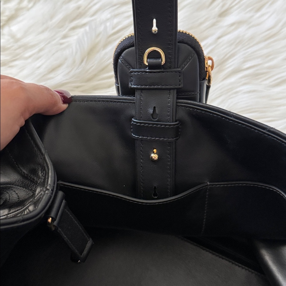 PRADA Large Quilted Tote Black Leather Bag - Picture 11 of 17